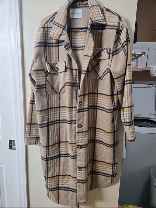 Jackets & Blazers - Plaid Shacket Coatigan in Beige and Black - Women
